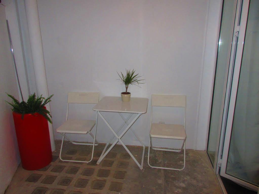 Dormavalencia Hostel Εξωτερικό φωτογραφία